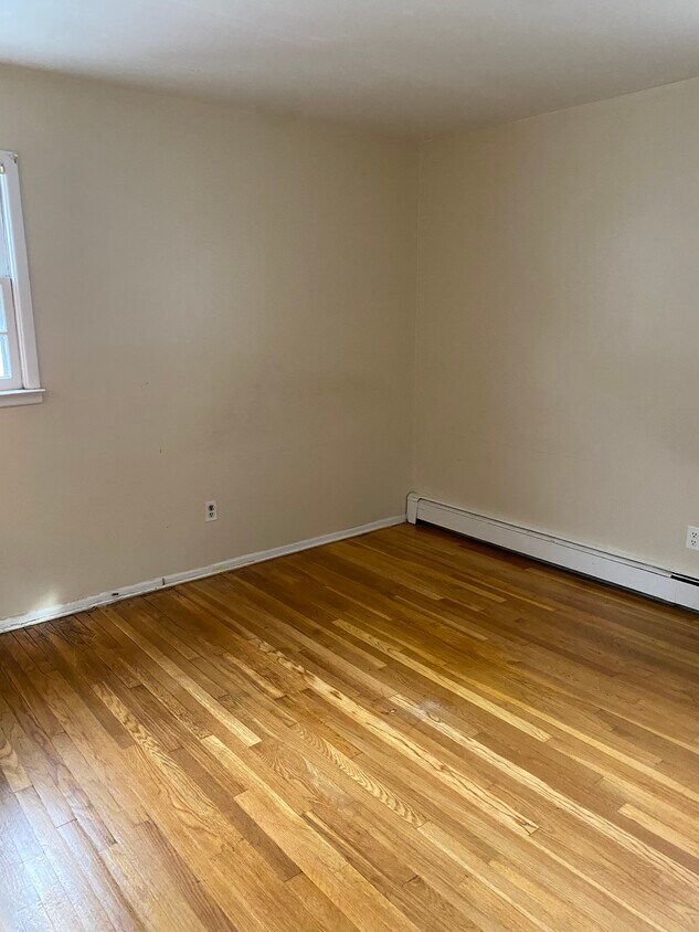 1106 Ave Unit 2, Union, NJ 07083 Apartments in Union, NJ