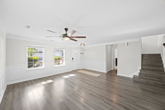 Foto del edificio - 2307 Harwood Hills Ln