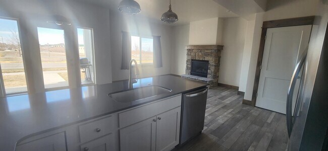 Building Photo - 1245 Baxter Creek Way