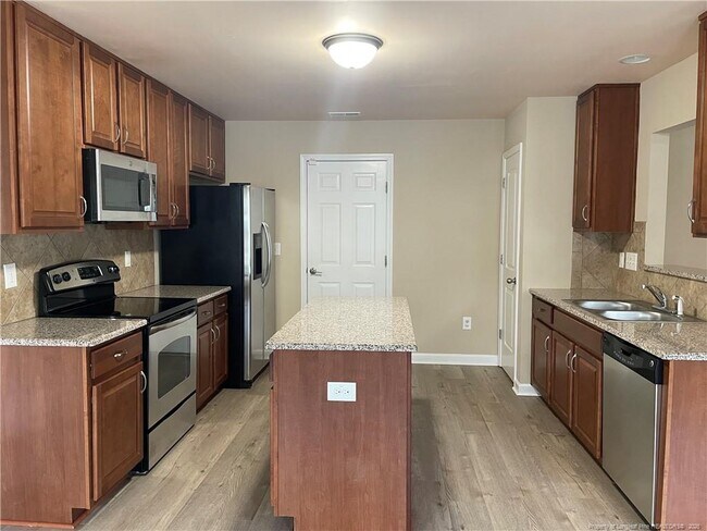 Building Photo - 42 Expedition Dr