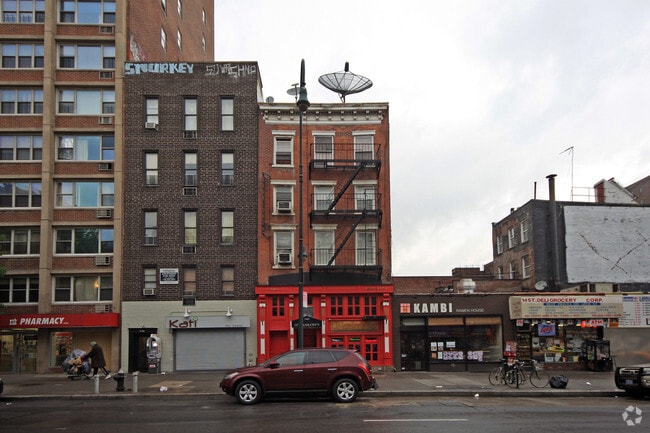 Building - 349 E 14th