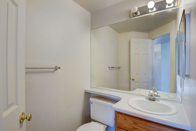 Building Photo - 4247 Bays Water Dr