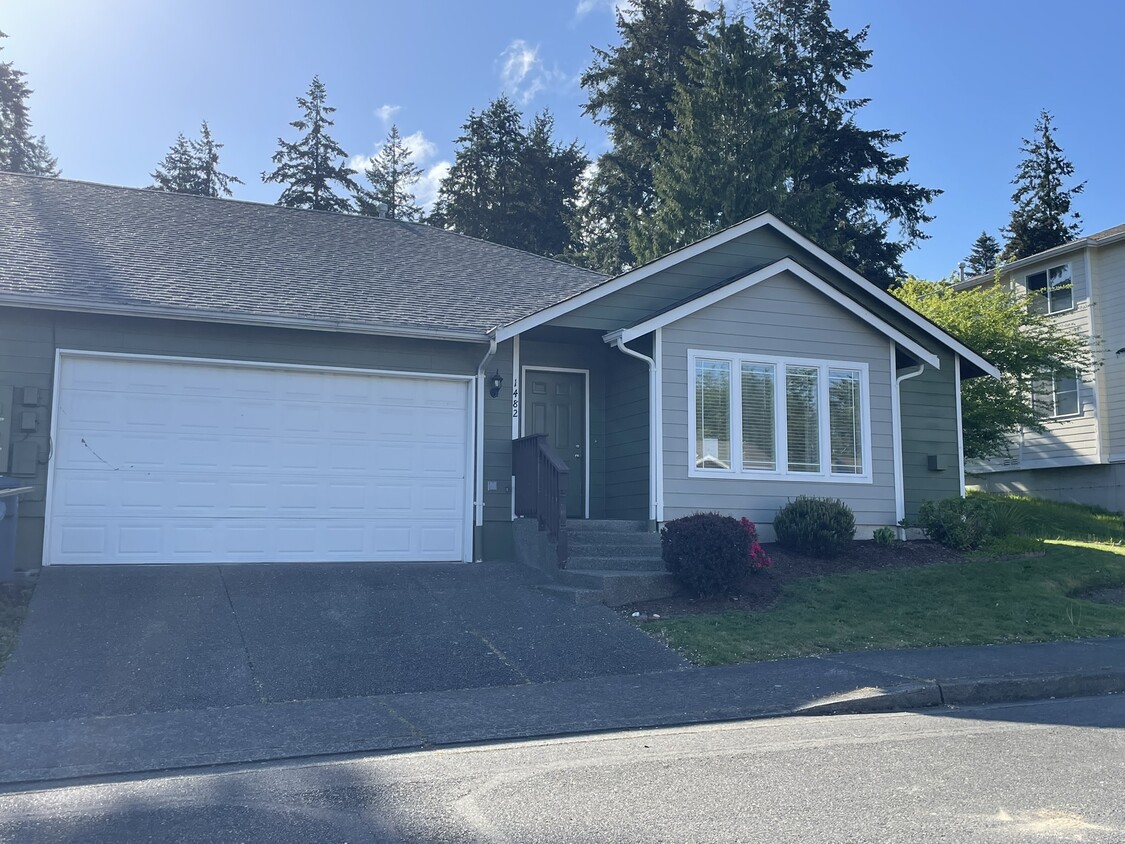 Foto principal - 1482 Estate Pl