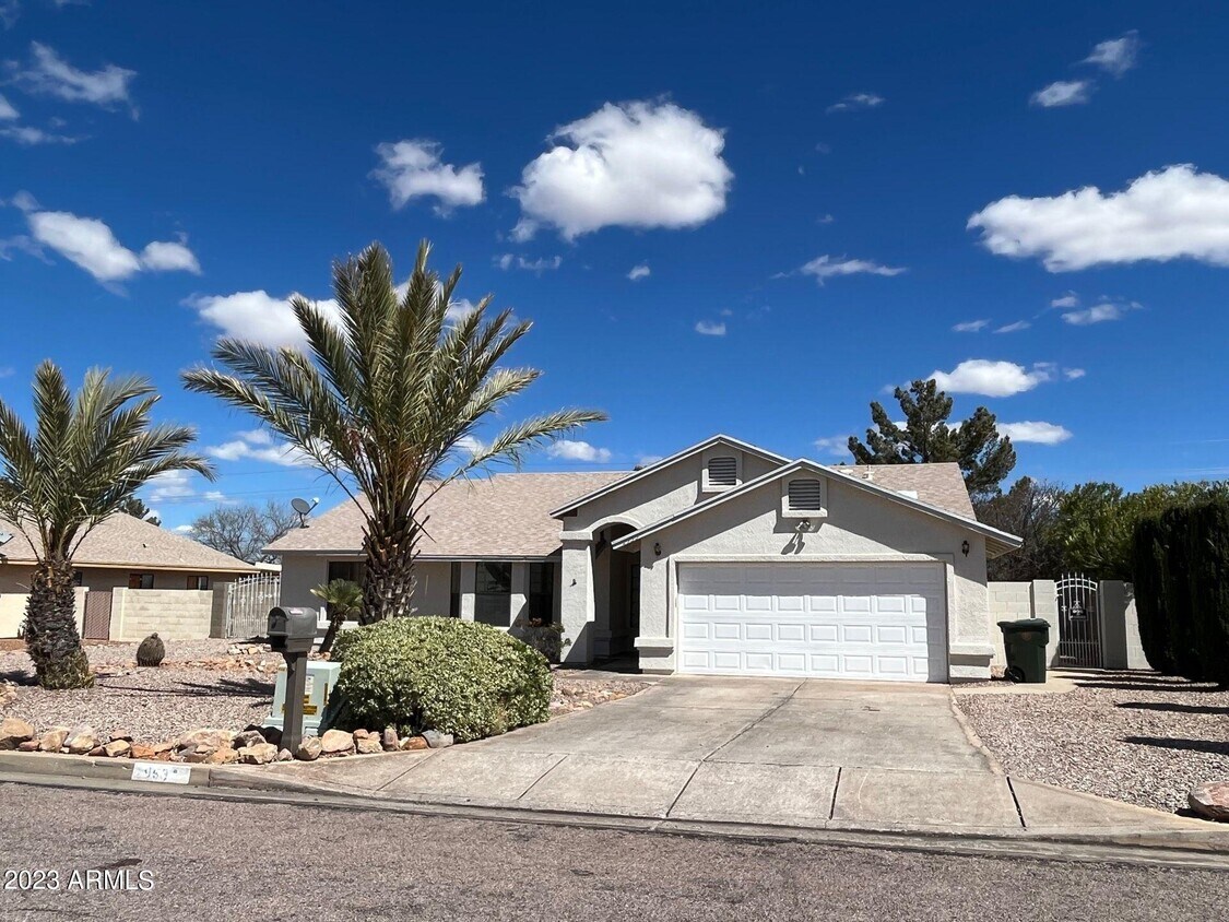 2953 S Player Ave, Sierra Vista, AZ 85650 House Rental in Sierra