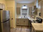 Foto principal - 100 Forest St