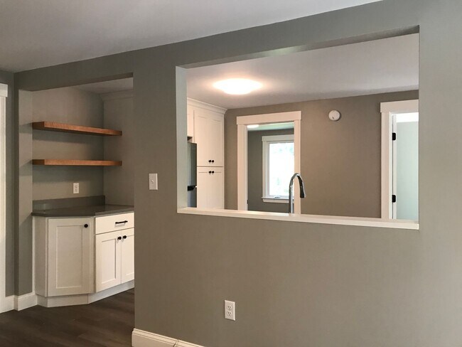 Foto del edificio - 30 W. Elm, Yarmouth