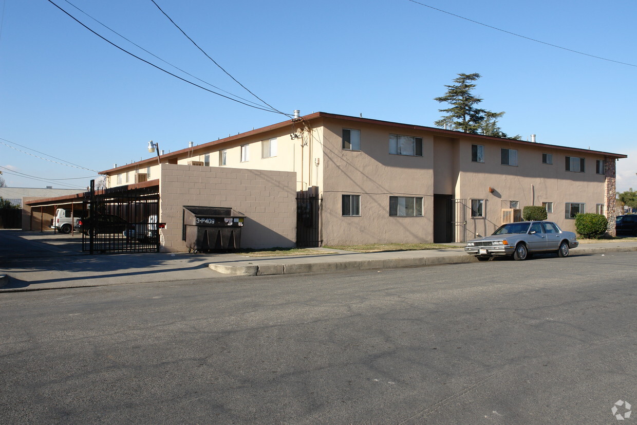 Foto del edificio - 303 NW 3rd Ave