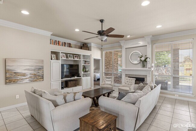 Building Photo - 4922 Legacy Dr