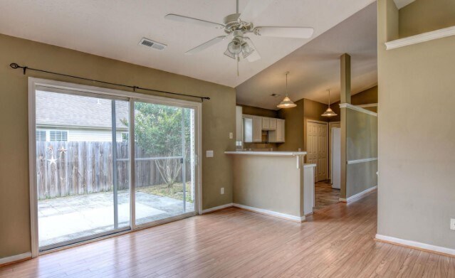 Building Photo - 5312 Sun Coast Dr