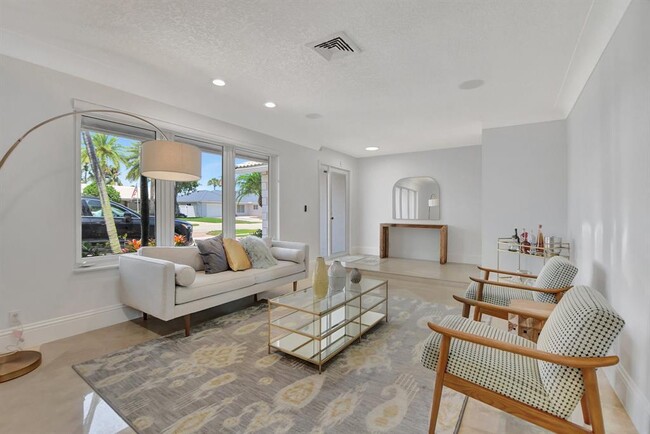 Foto del edificio - 1284 SW 13th Dr