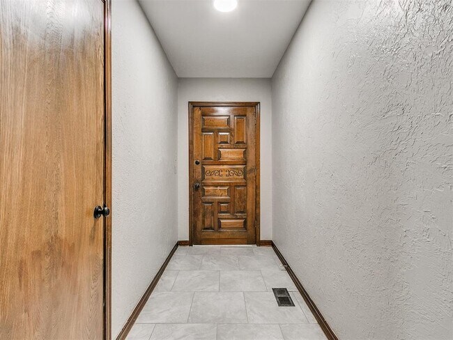 Foto del edificio - 1213 Westbrooke Terrace