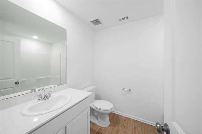 Building Photo - 621 Roaring Fls Dr