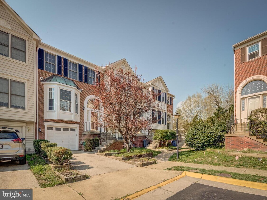 Primary Photo - 7009 Ashleigh Manor Ct