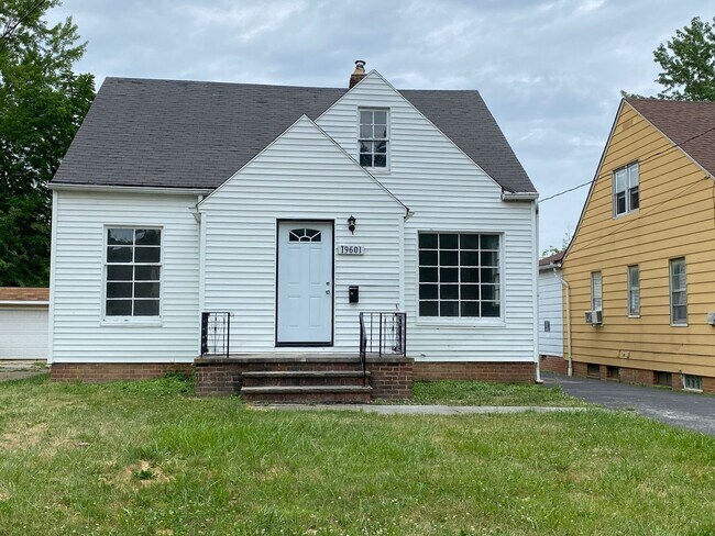 Foto del edificio - Single family home 3 bedrooms