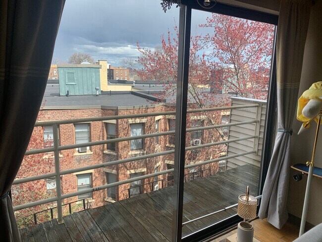 Foto del edificio - 192 Allston St