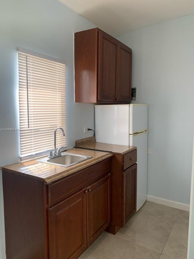 6321 Lincoln St, Hollywood, FL 33024 - House Rental in Hollywood, FL ...
