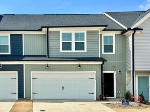 Building Photo - 2119 Sun Vibes Wy