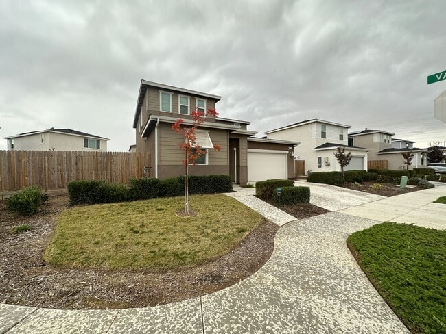 Photo - SOLAR, Park across the street House