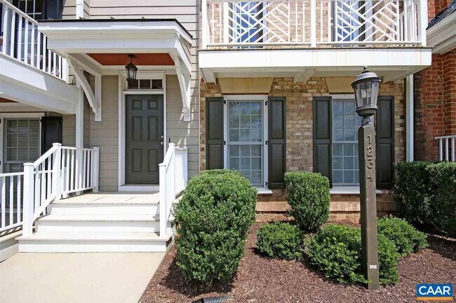 Foto del edificio - 1234 Old Trail Dr