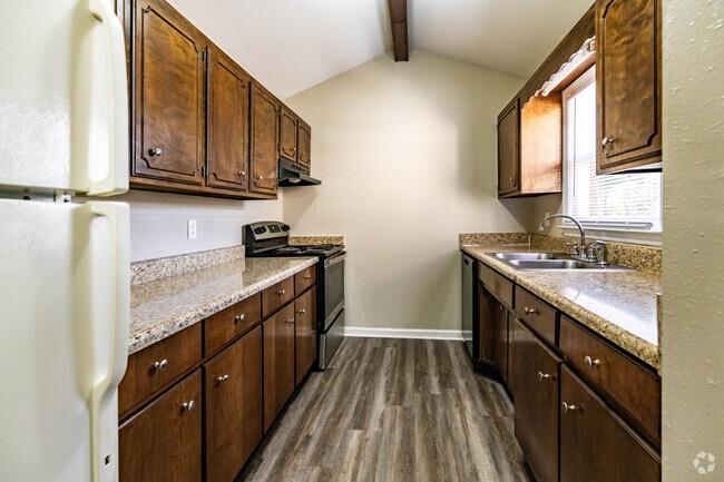 2BR-2BA-1187SF - Kitchen - Rivermont Apartments