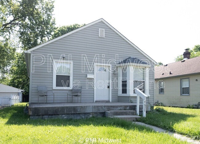 Building Photo - 4627 Norwaldo Ave