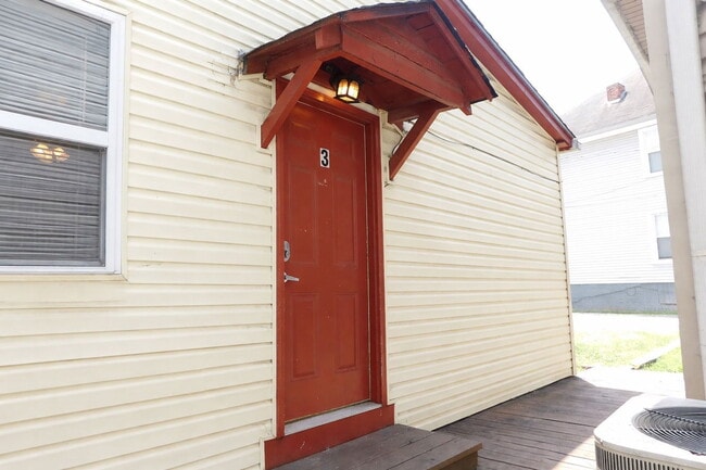 Building Photo - 203 Twelfth St