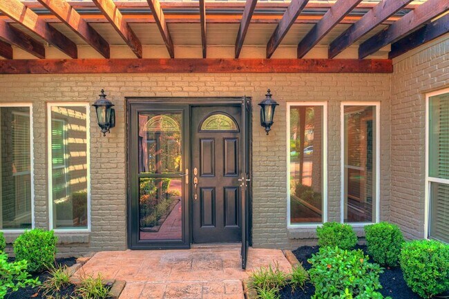 Building Photo - 2802 Spyglass Ln