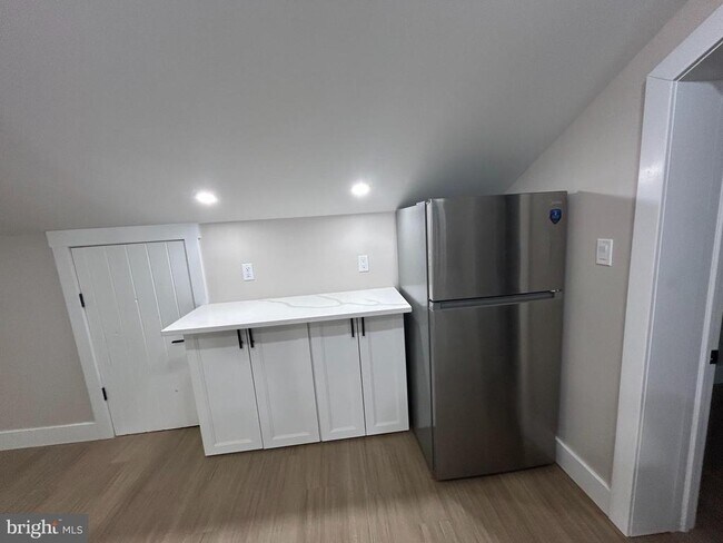 Foto del edificio - 71 Dreamland Park Dr