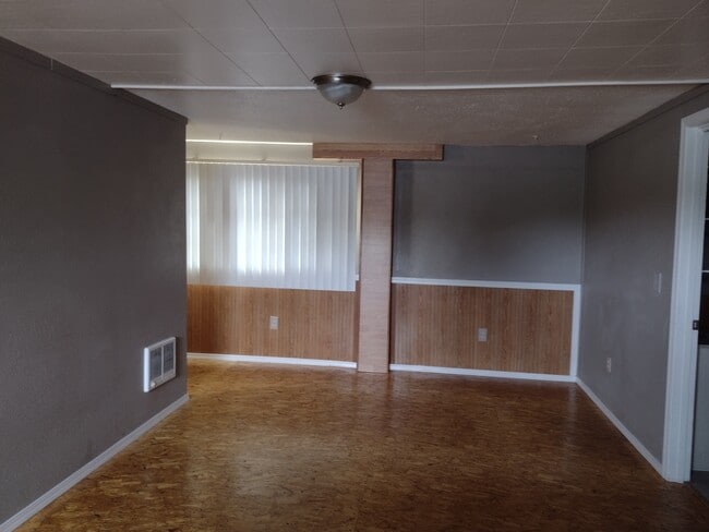 Building Photo - 1008 Stockwell St