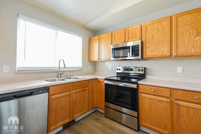 Foto del edificio - 5463 Ridge Hollow Way