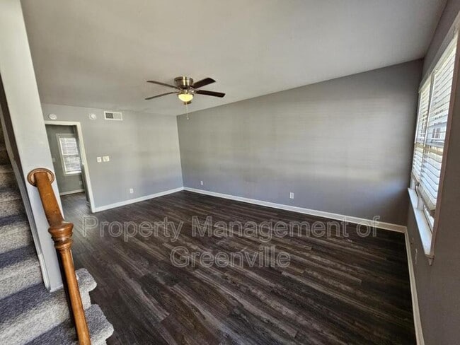 Building Photo - 1438 Dover Rd