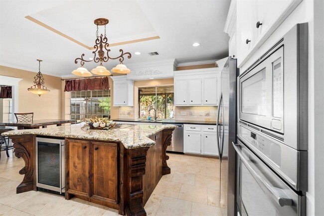 Foto del edificio - 4111 Rock Springs Dr