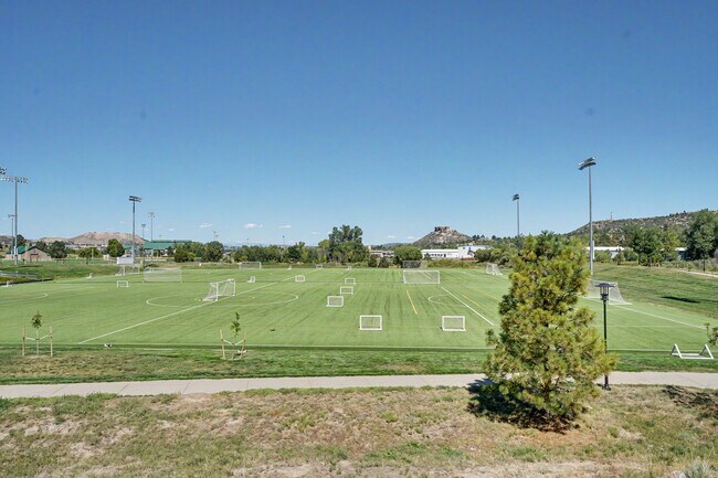Foto del edificio - 1530 Castle Creek Cir