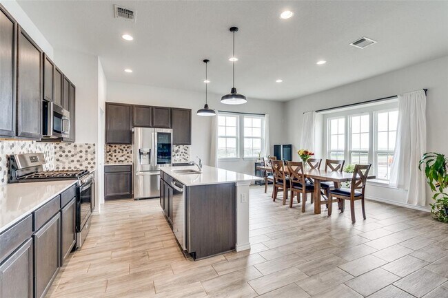 Building Photo - 9304 Apogee Blvd