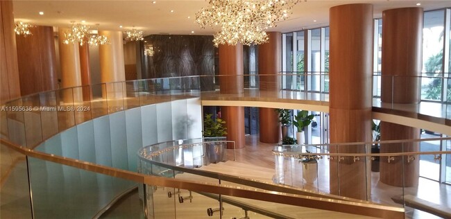 Foto del edificio - 488 NE 18th St