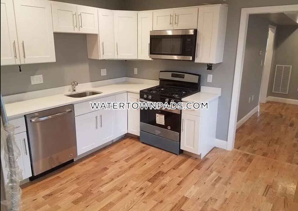 31 Bacon St Unit 27, Watertown, MA 02472 Room for Rent in Watertown