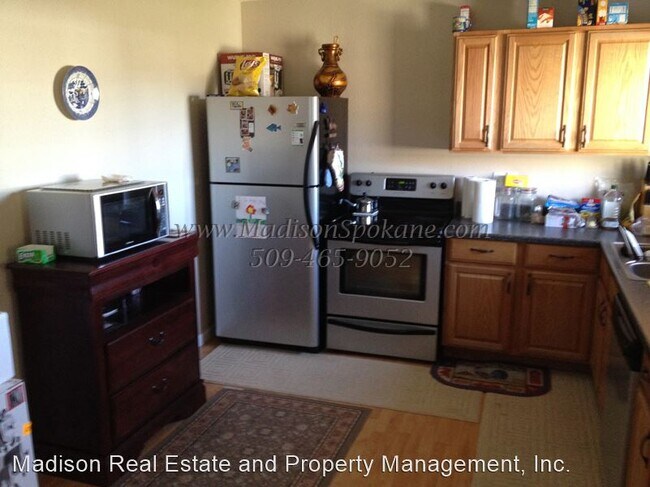 Building Photo - 2 br, 1 bath House - 4311 E. Vantage Ln.