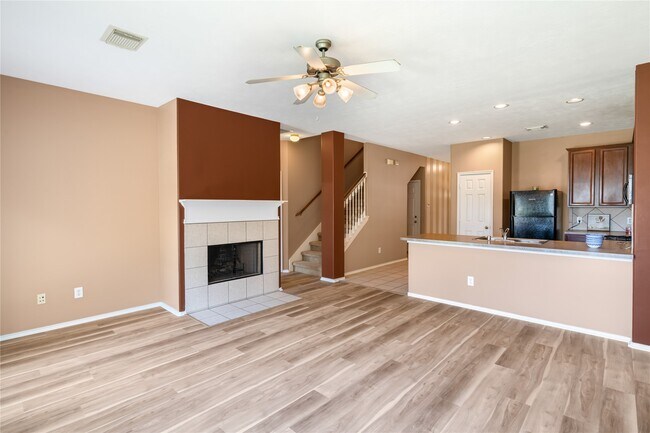 Foto del edificio - 9223 Carlin Bend Ln
