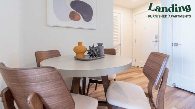 Foto del edificio - 290 N Olive Ave