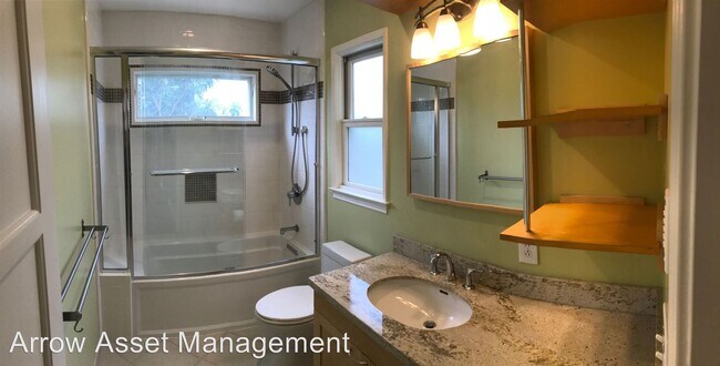 Building Photo - 3 br, 2.5 bath House - 1635 Alvarado St.