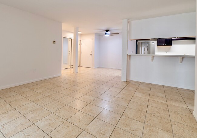 Foto del edificio - 6780 Friars Rd