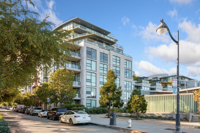 Building Photo - 330 Mission Bay Boulevard North