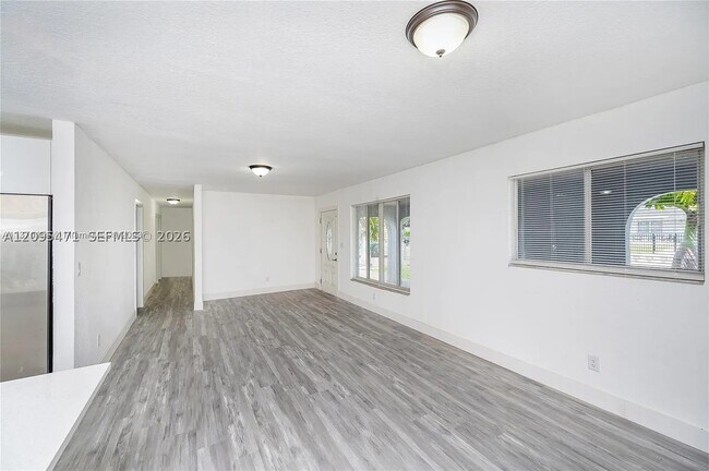 Foto del edificio - 11950 SW 182nd Terrace