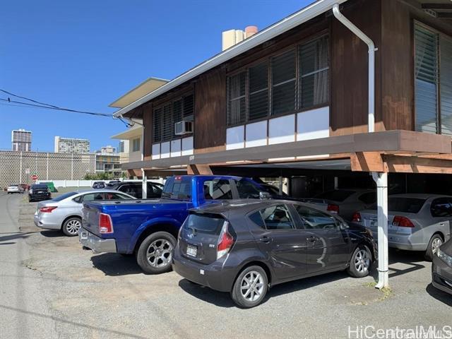 Building Photo - 720 Mahiai St
