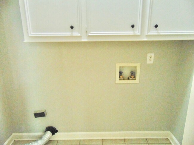 Foto del edificio - Beautiful Home for Lease!