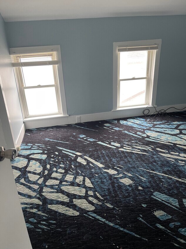 Bedroom - 314 W 3rd St