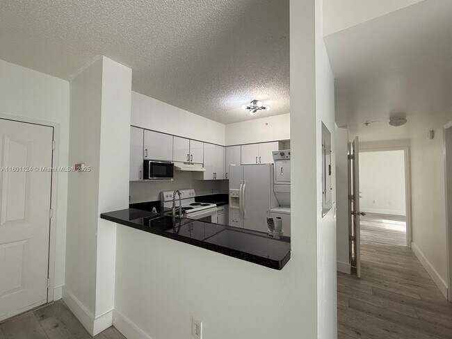 Foto del edificio - 5091 NW 7th St