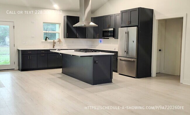 Building Photo - 13770 Wildflower Ln