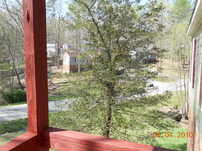 Foto del edificio - 7600 Brightridge Rd