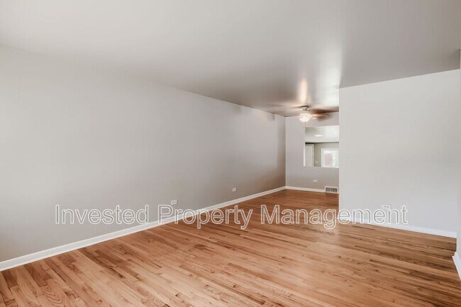 Foto del edificio - 1231 E Bates Pkwy